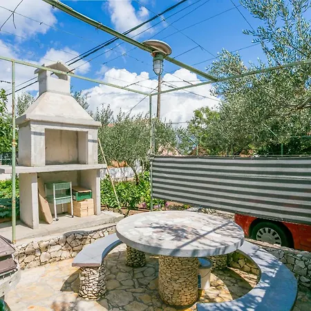 Apartment By The Sea Slatine, Ciovo - 6000 Slatine